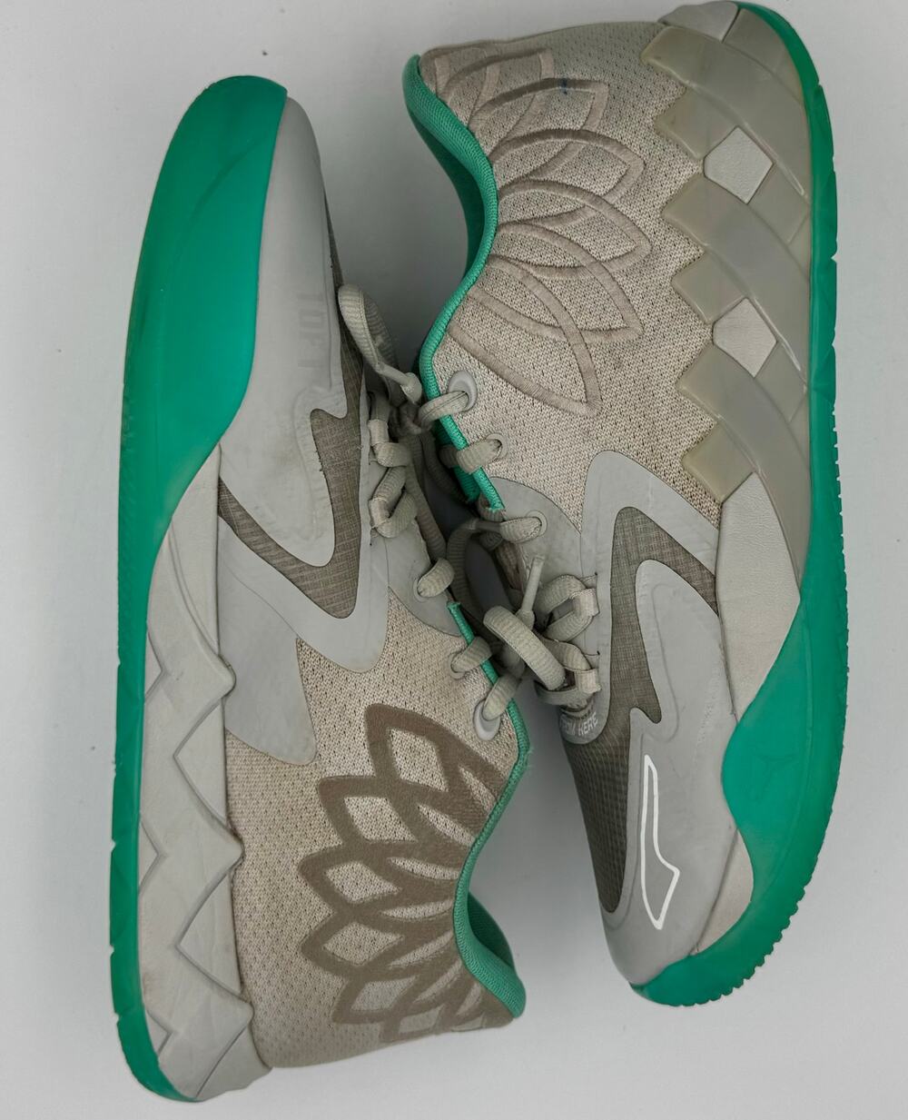 Puma MB.01 Low UFO Aqua Green Lamelo Ball 377675-02 Sz 12 # 368